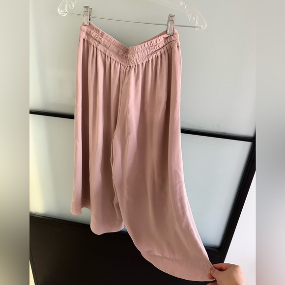 Babaton Size S Culotte with side pockets - Picture 2 of 4